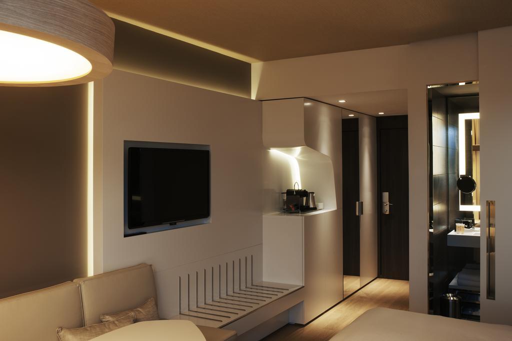 Pullman Brussels Centre Midi Khách sạn