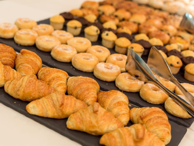 Hotel Nh Carrefour De L'europe 4*