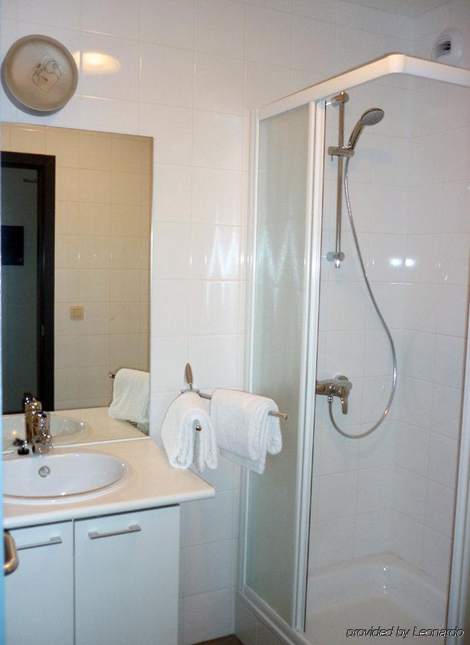 Aryan Aparthotel