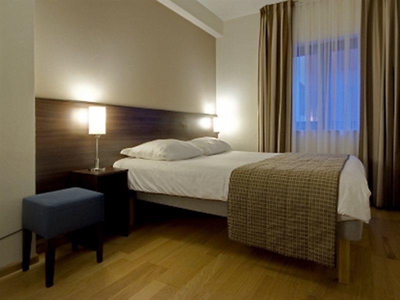 Hotel Numa Royal Galleries 4*