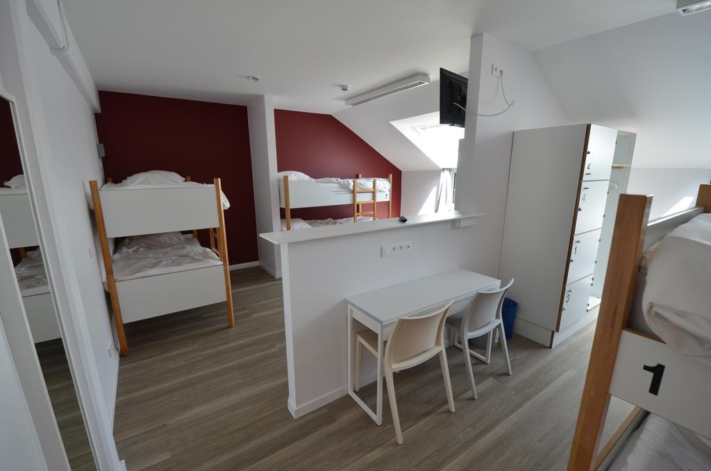 Hostel Des 3 Fontaines Auderghem