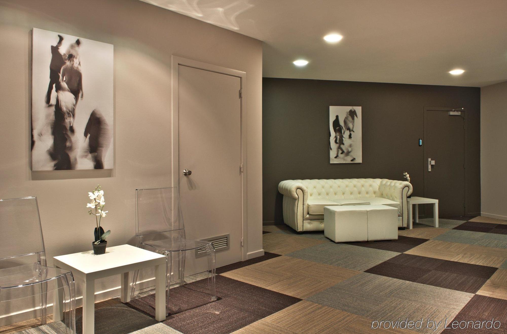 Hotel Nh Carrefour De L'europe 4*