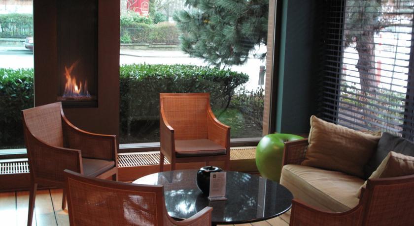 322 Lambermont Brussels Hotel