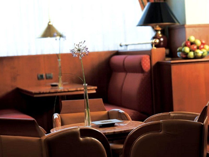 Nh Brussels Stephanie Hotel 4*