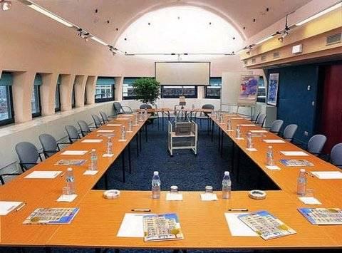 Citadines Toison D'or Brussels 3* Saint-Gilles
