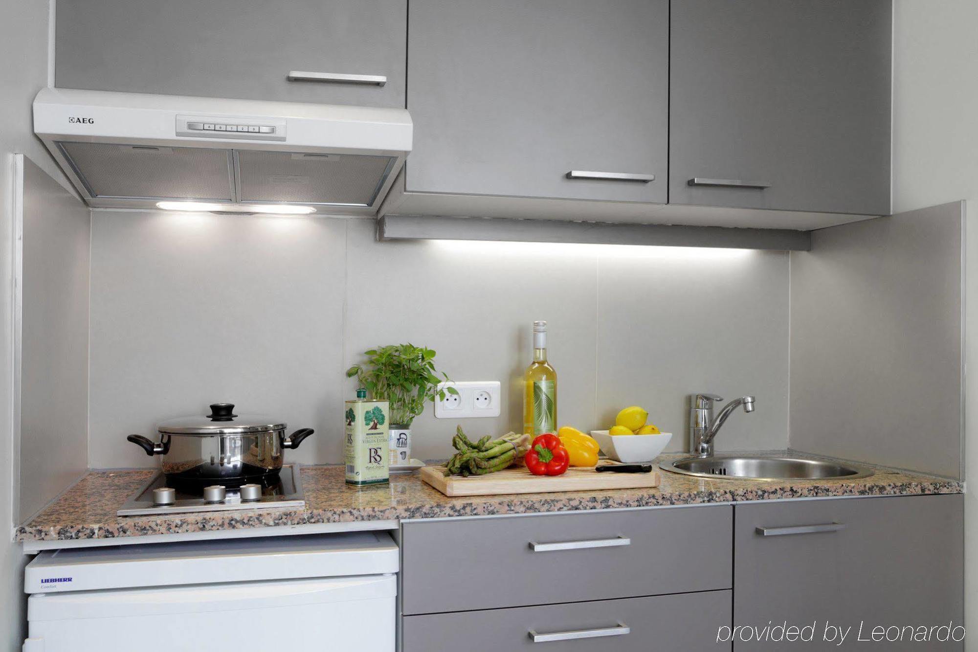Aparthotel Citadines Toison D'or Brussels Saint-Gilles