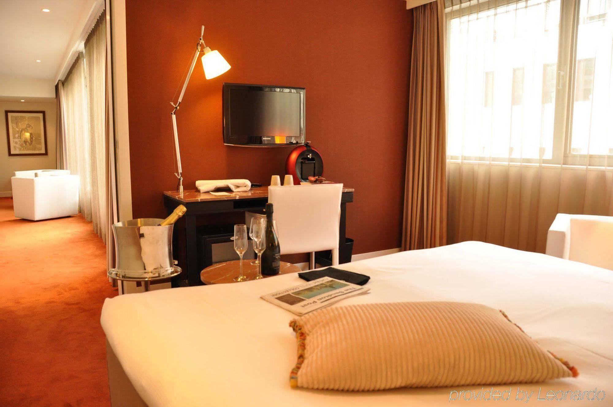 Pillows City Centre 4*