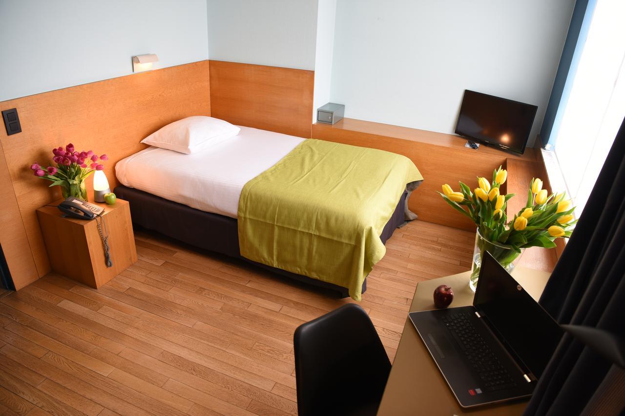 322 Lambermont Brussels Hotel Schaerbeek