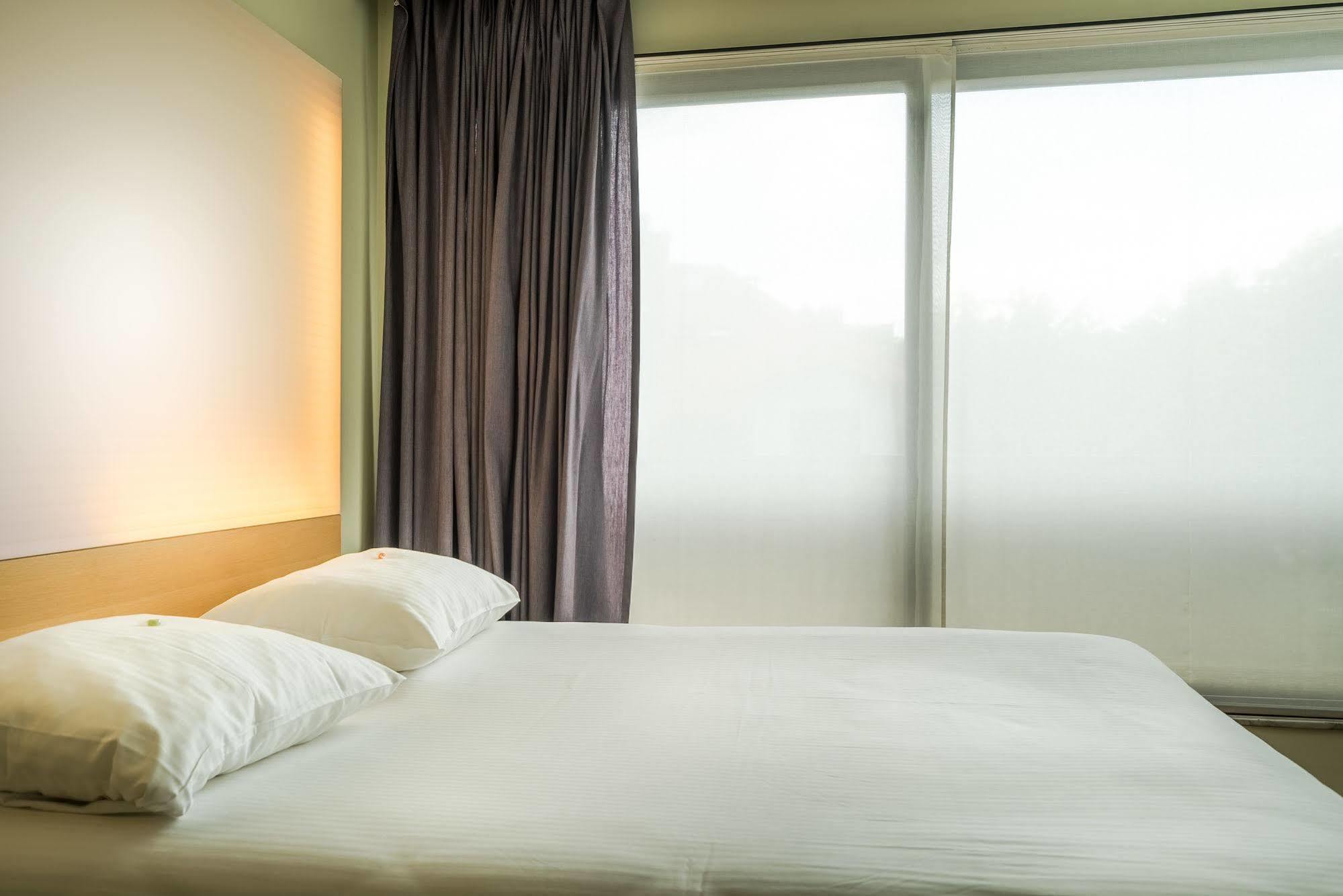 Hotel 322 Lambermont Brussels 3*