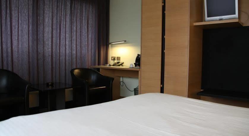 322 Lambermont Brussels Hotel Schaerbeek