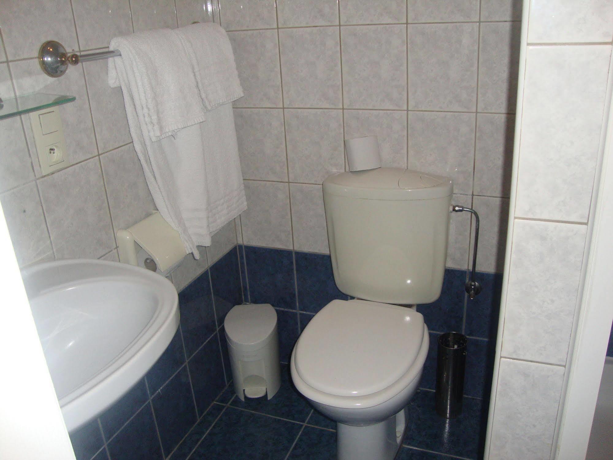 Khách sạn Windsor 2*