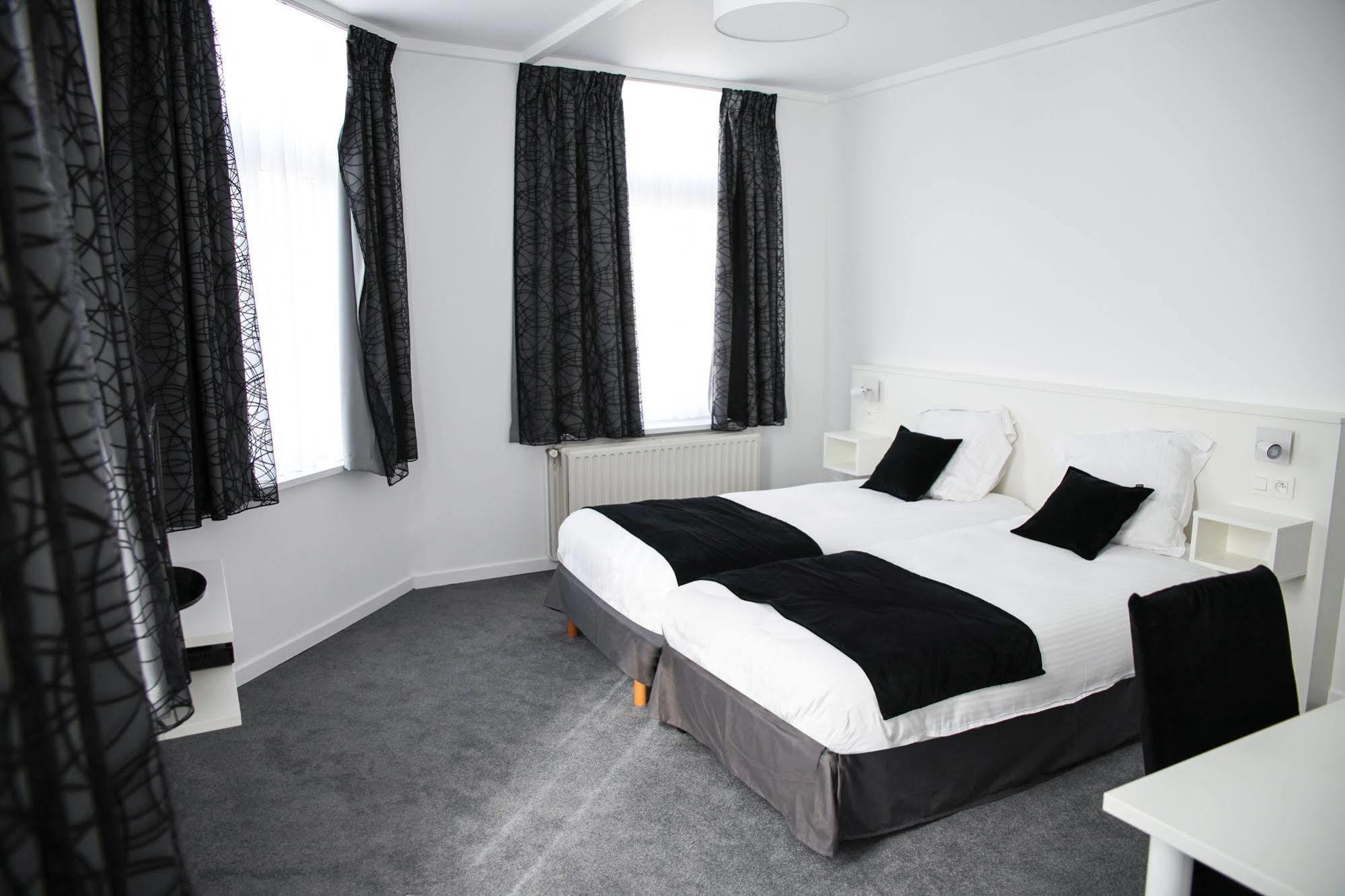 Tracotel Khách sạn 3*