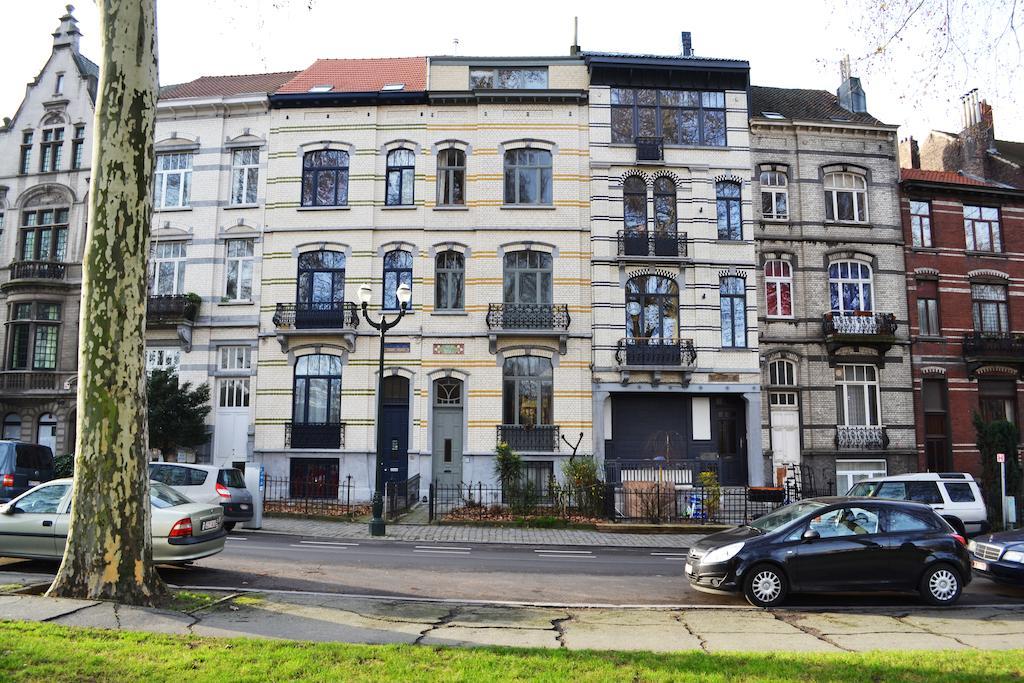 Des Roses Voltaire * Schaerbeek