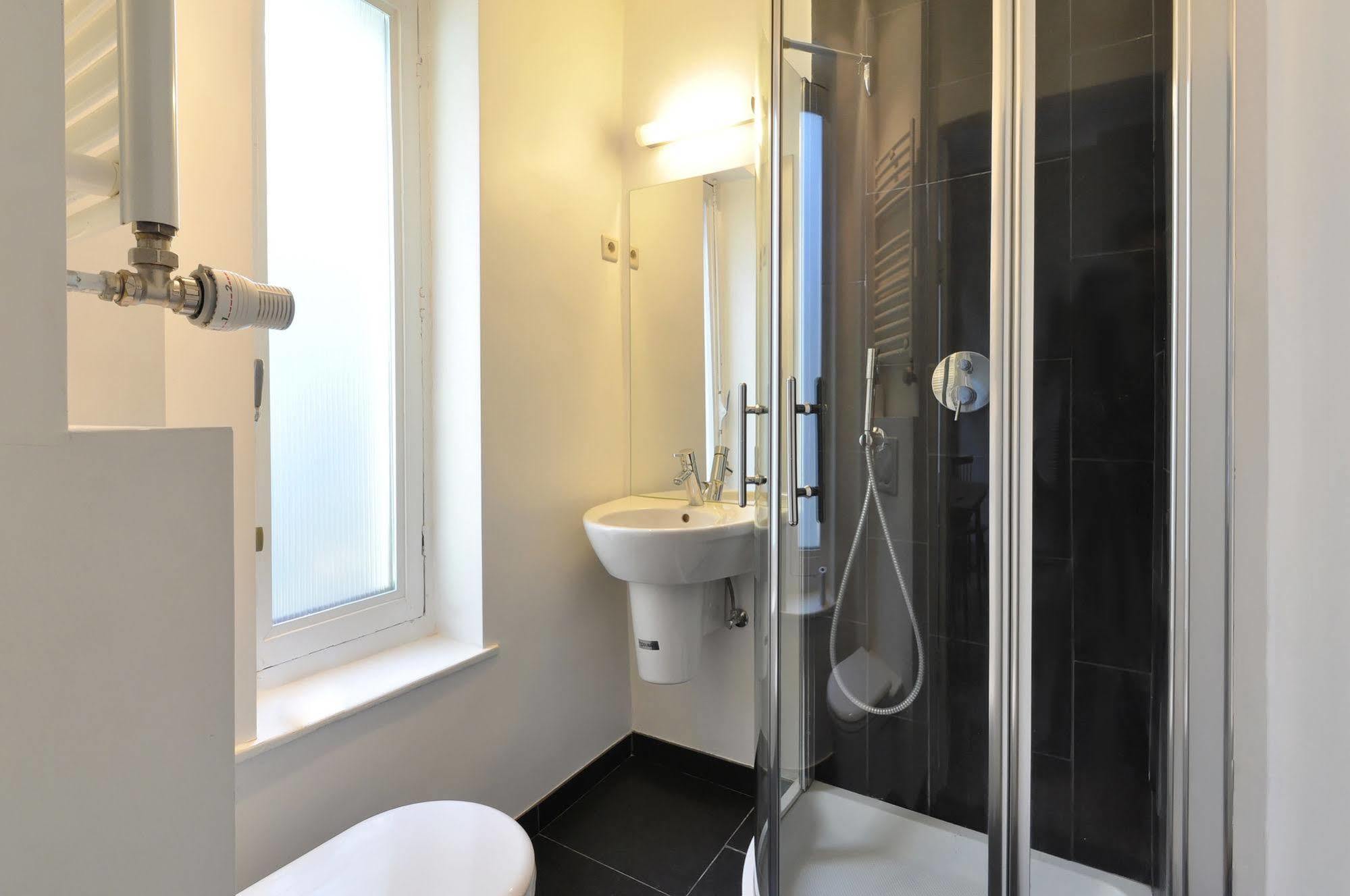 Be And Be Sablon 5 Apartment