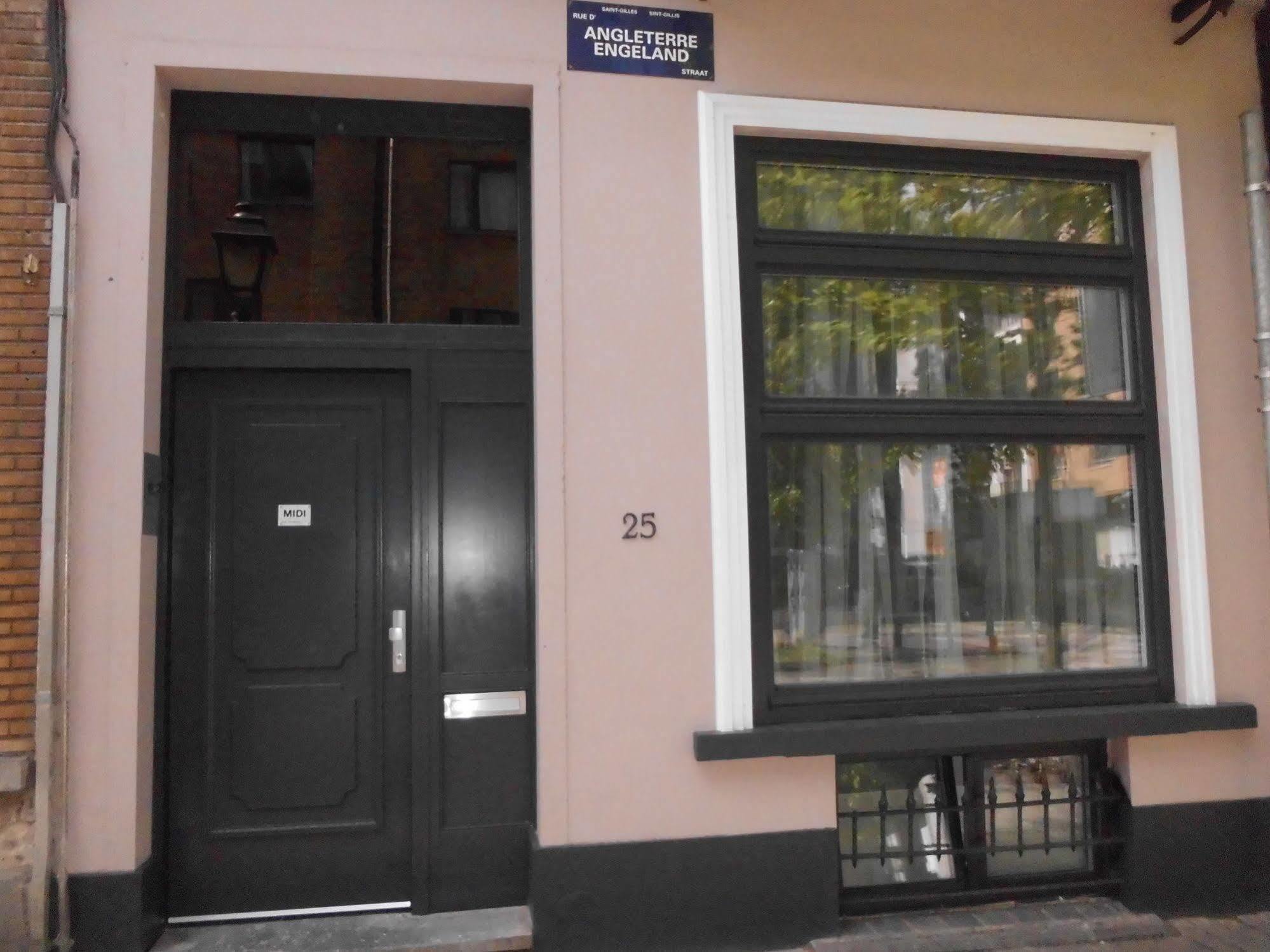 Bed & Breakfast Midi 3*