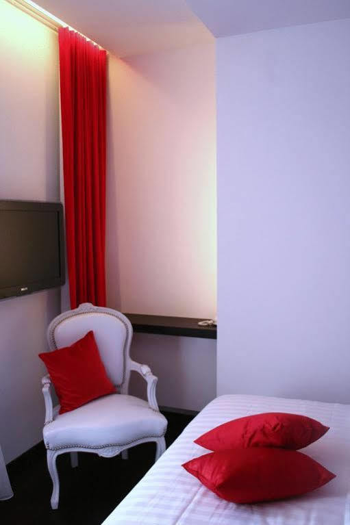 Esperance Hotel