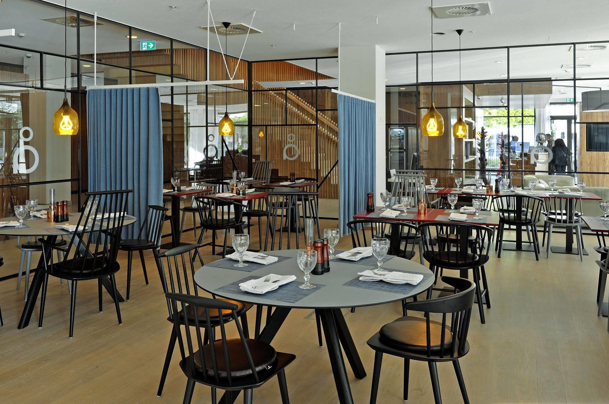 Courtyard By Marriott Eu Hotel Brussels