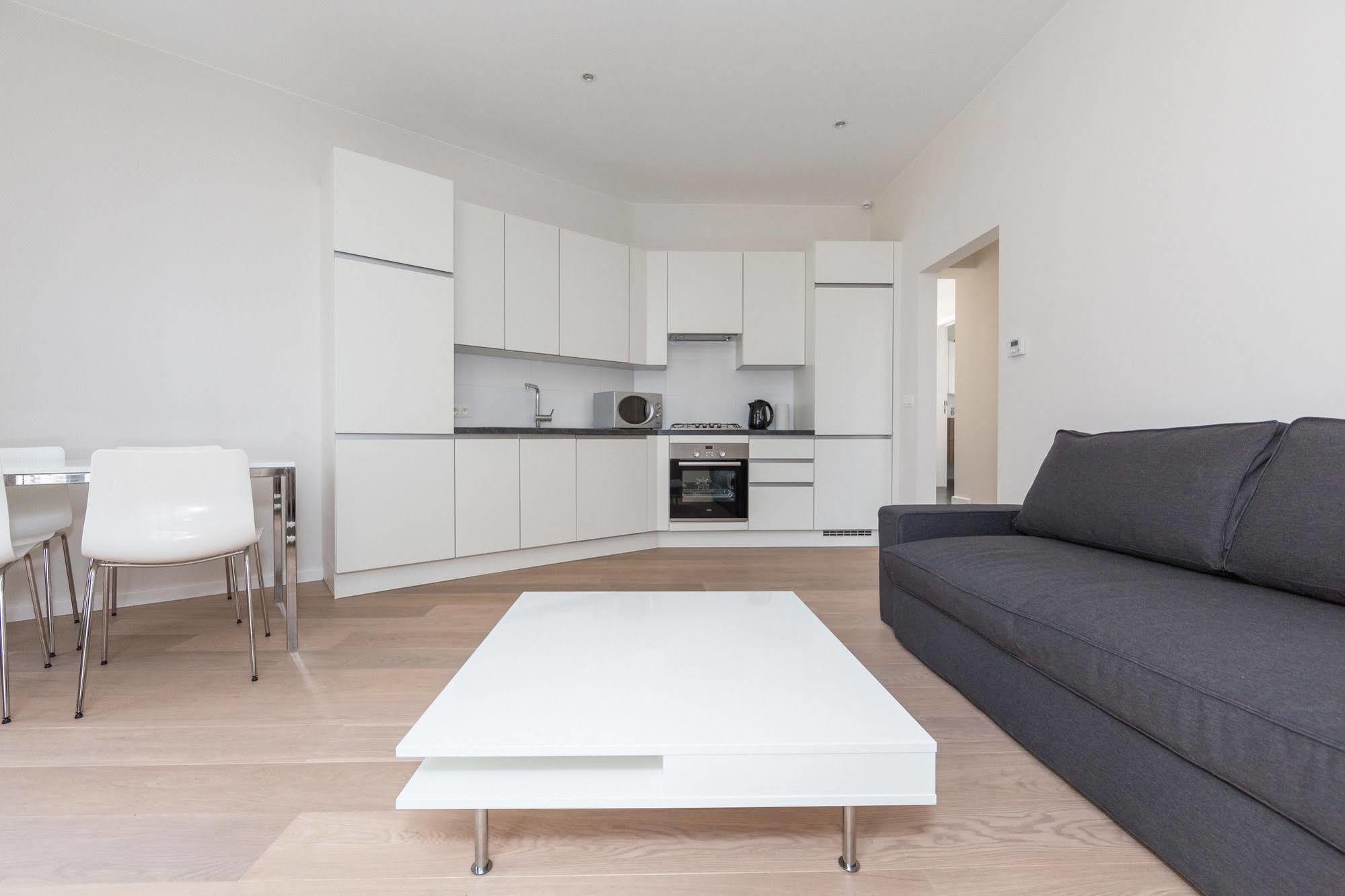 Royal Botanique Apartment