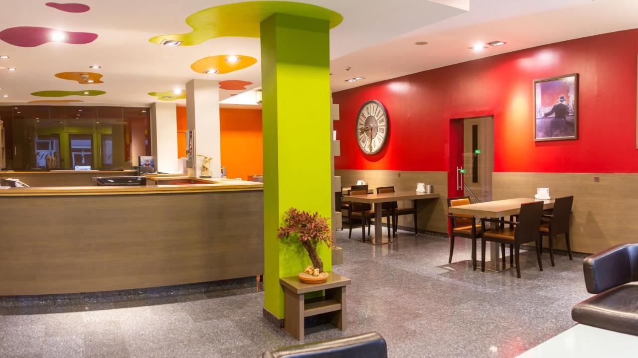Aparthotel Wellness Apart 3*