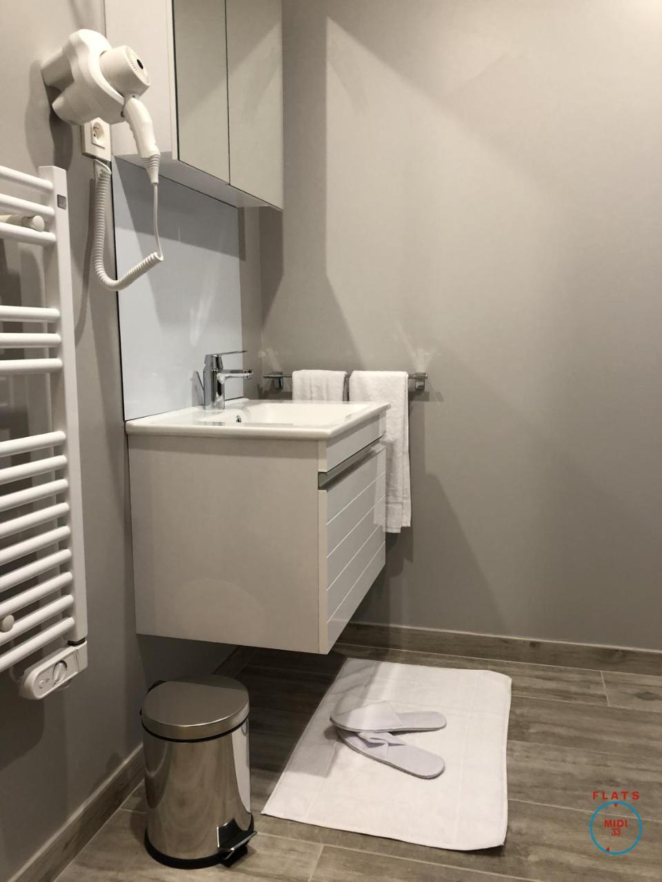 Flat Midi 33 Aparthotel 3*