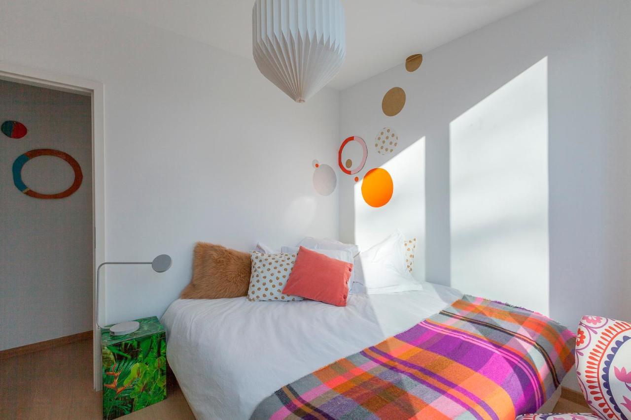 Unit 6 - Colorful Smart Triplex Private Garden & Parking *