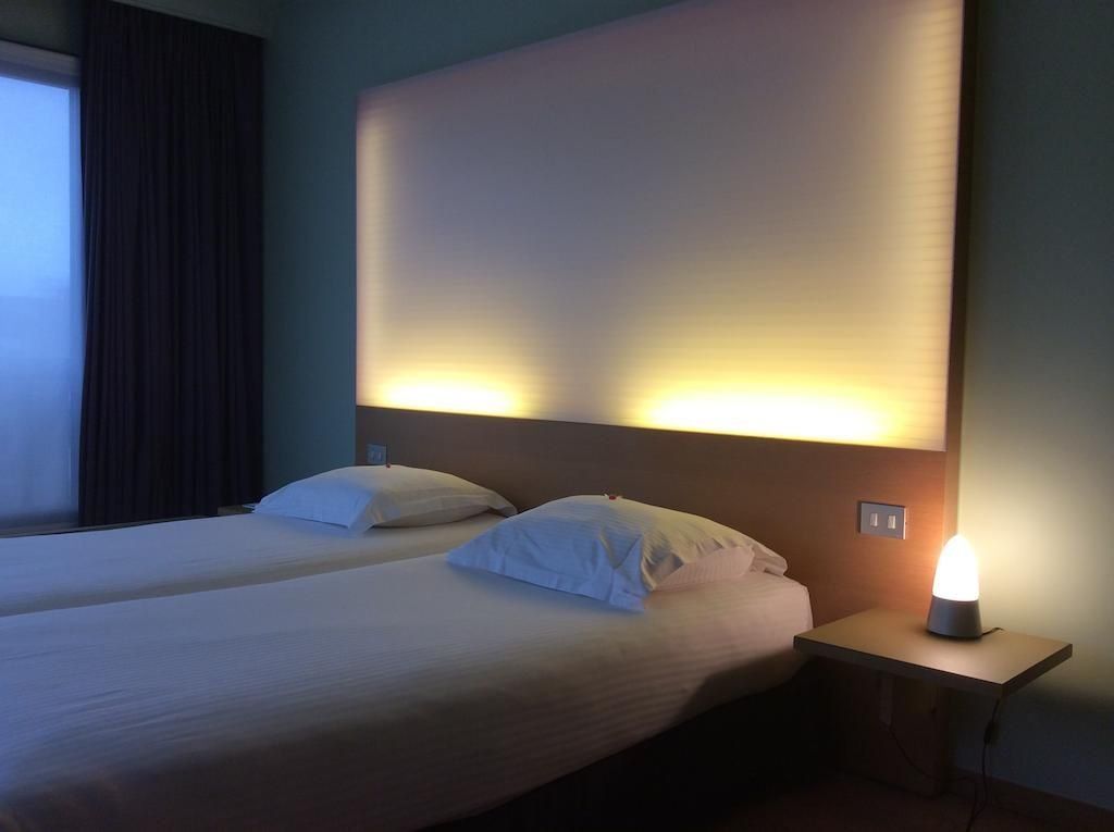 Hotel 322 Lambermont Brussels