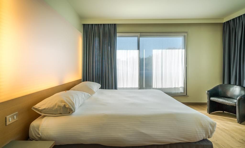 322 Lambermont Brussels Hotel