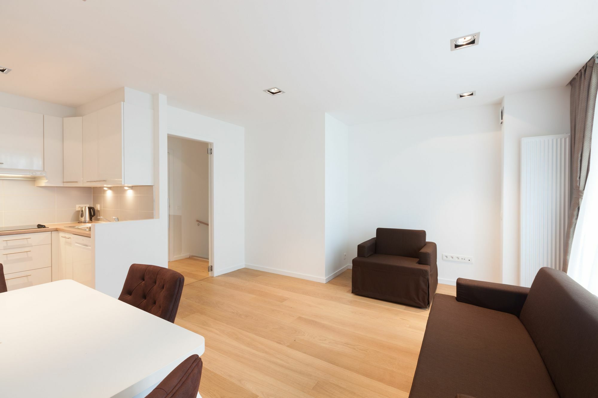 Apartment Regent 55 *