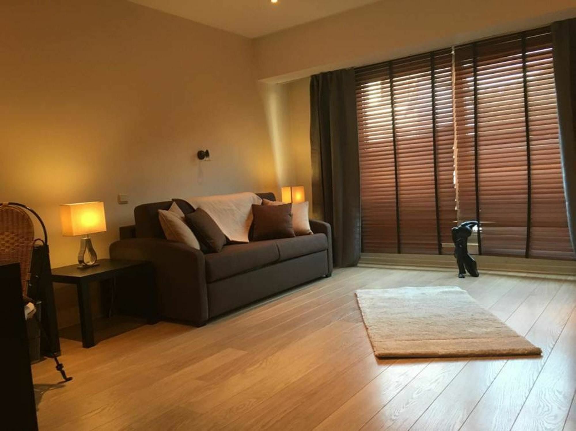 With 2 Bedrooms In Uccle, With Enclosed Garden And Wifi Brussels