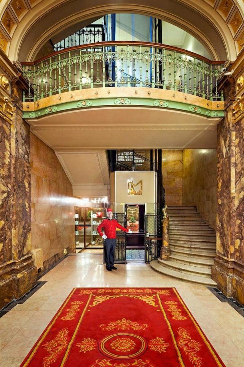 Metropole