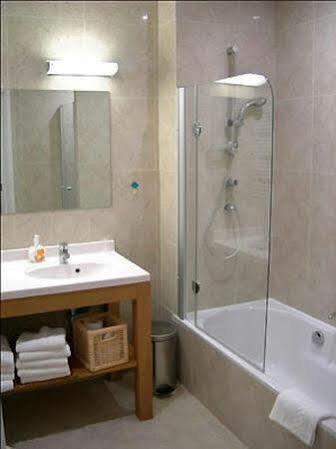 & Housingbrussels *