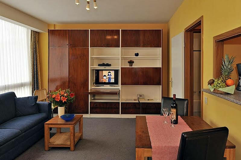 Wellington 3* Brussels