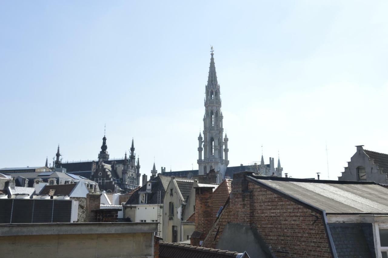 Super Flat Next Grand Place Apartment