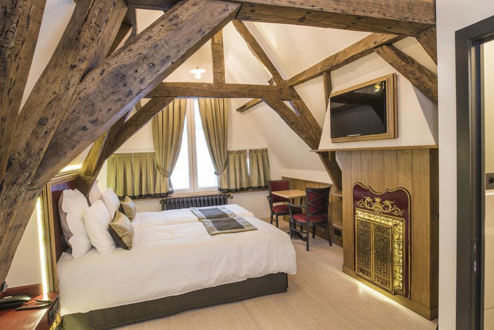 Hotel Alma Grand Place 3*