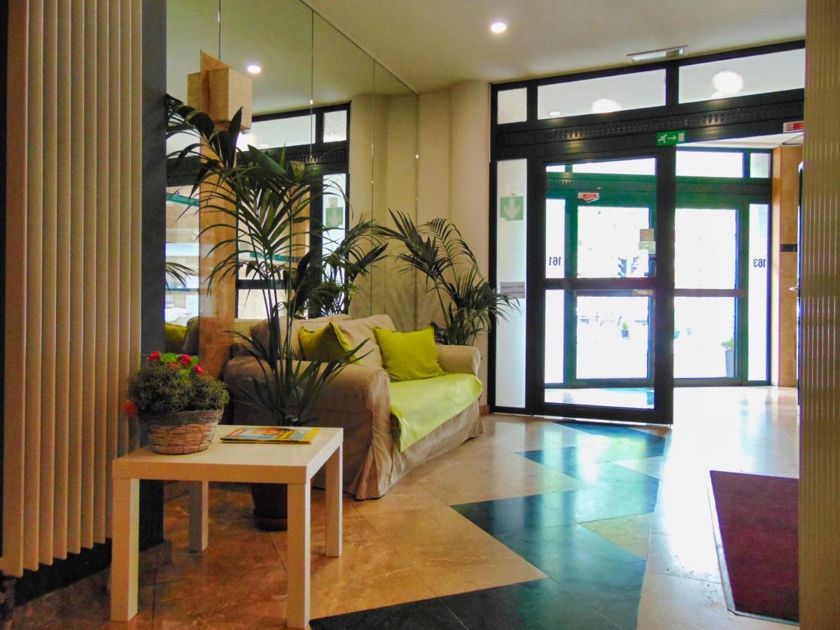 Aparthotel Apart Midi