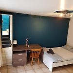 Nice Room Near Midi Train Station A1