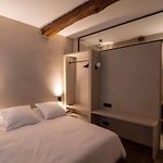 Private En-Suite Room In The Heart Of Le Sablon