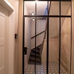 Private En-Suite Room In The Heart Of Le Sablon