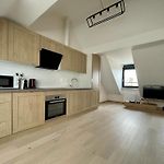 Charming Duplex On The Canal Brussels