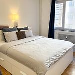Cosy Two Bedroom Apartment In Brussels