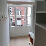 Comfortable Flat Close To Flagey