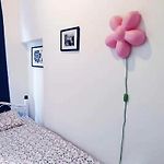 Cozy Rooms With Share The Bathroom And Kitchen