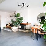 Furnished - Bright, Modern Apartment In Brussels, 15 Minutes Walk From The Atomium