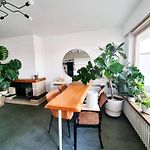 Furnished - Bright, Modern Apartment In Brussels, 15 Minutes Walk From The Atomium
