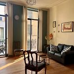 Nina\'S Place In The City Center