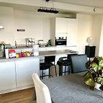 Nice Accommodation Close To Atomium