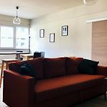 Renovated One Bedroom Apartment Schuman Area