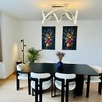 Grand Place View - 2Bd - Exclusive Apartment