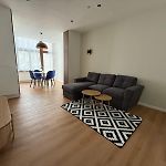 Le Goujons - New Apartment Near Midi Station