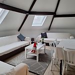 Cozy Nest By Gare Du Midi